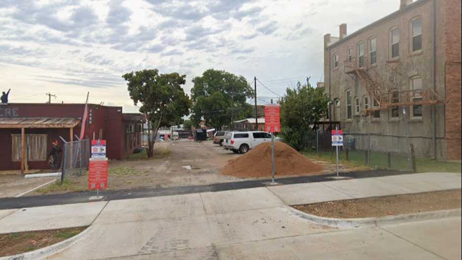 2456 N. Houston St. - Fort Worth - Lot 957