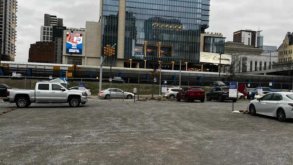 1105 Porter St. (105 11th Ave. N) - The Tennessean Lot