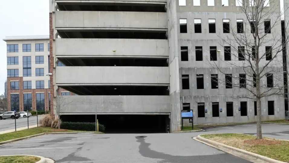 1000 NC Music Factory Blvd. - Music 5 Garage