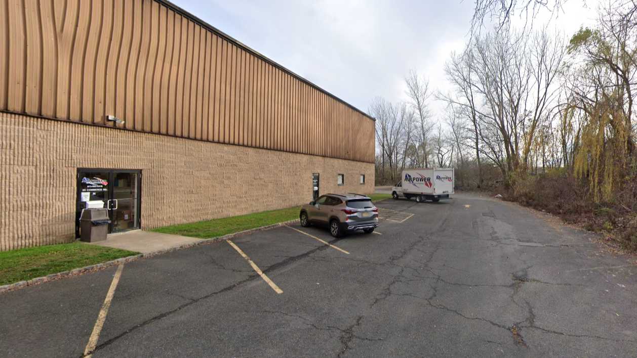 10 Evans St Parking Fairfield