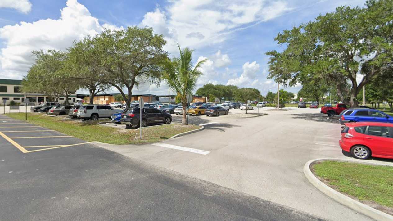 Saint Lucie Boulevard Parking