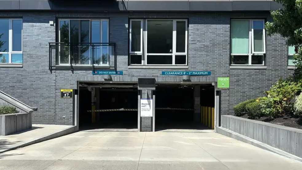 2 Lewis St. - Clippership Public Parking Garage
