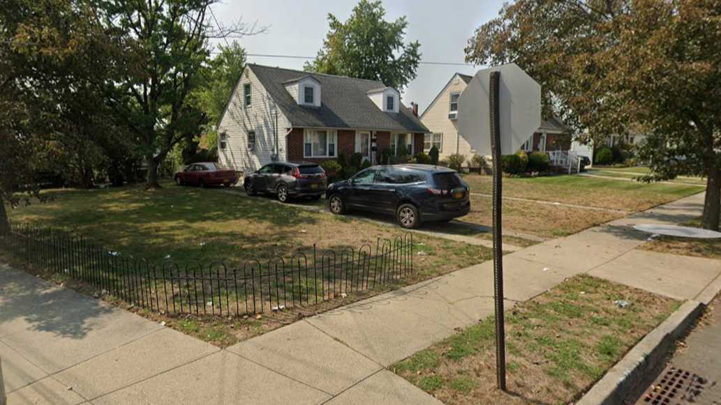 133-68 Hook Creek Blvd Parking