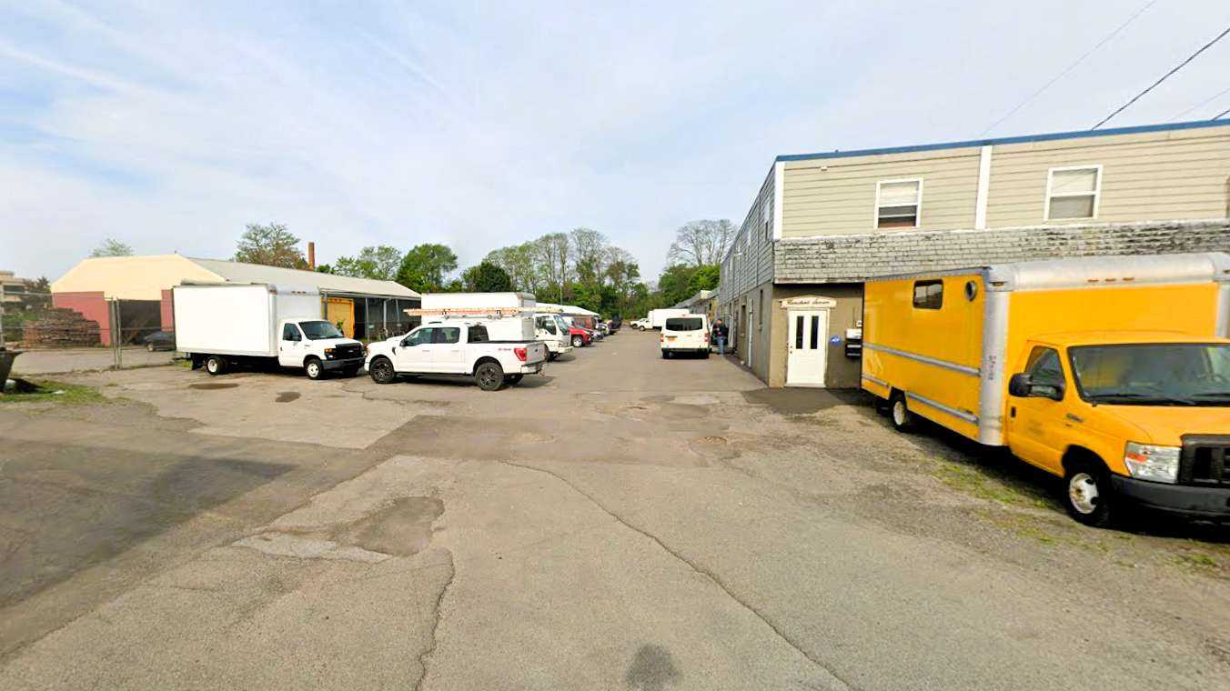 115 North Washington Street Parking