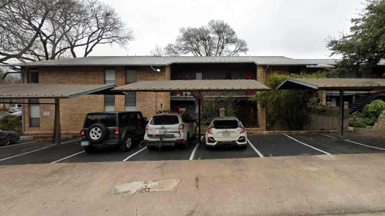 1101 Hollow Creek Dr Parking