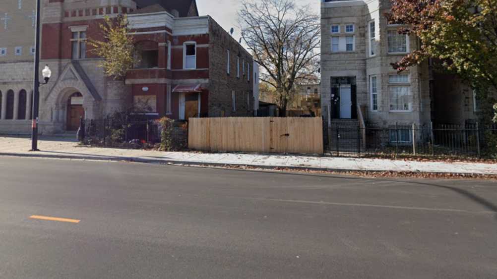 142 S Sacramento Blvd Parking