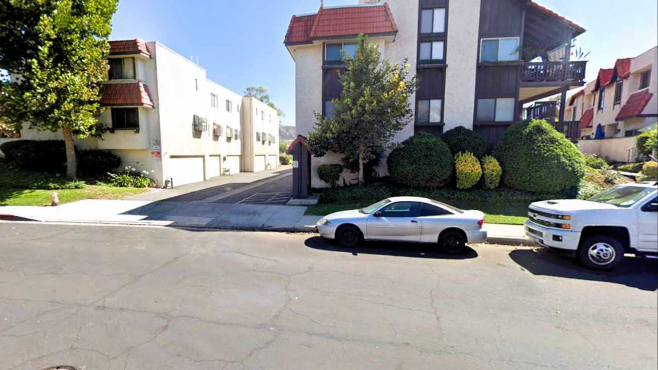 18006 River Circle Parking