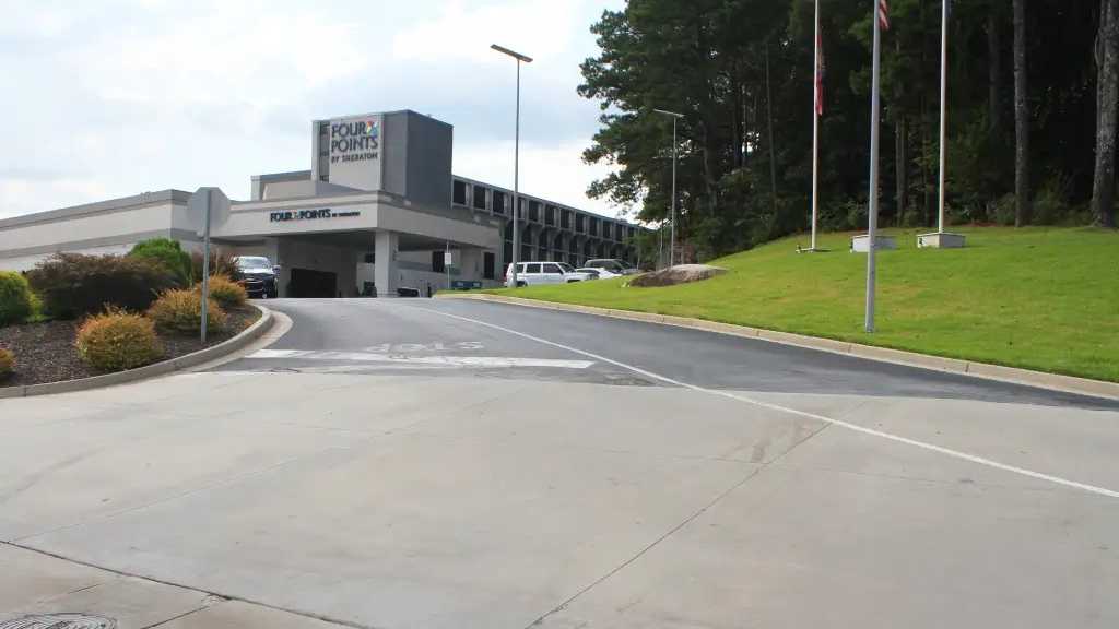 3520 North Desert Dr-Four Points by Sheraton Atlanta Airport Parking