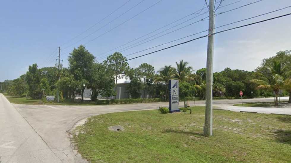 Saint Lucie Boulevard Parking