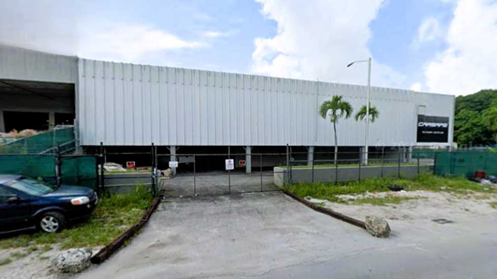 3434 NW 41st St Parking