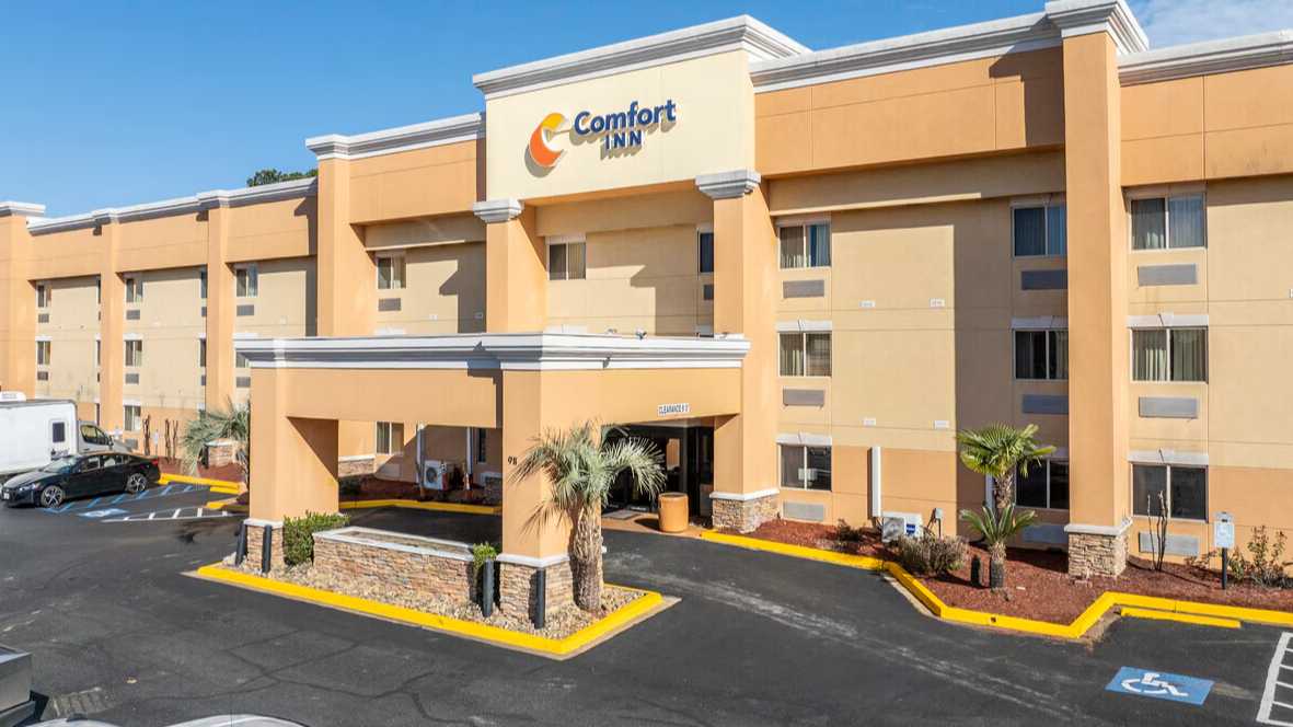 Comfort Inn CAE Airport Parking