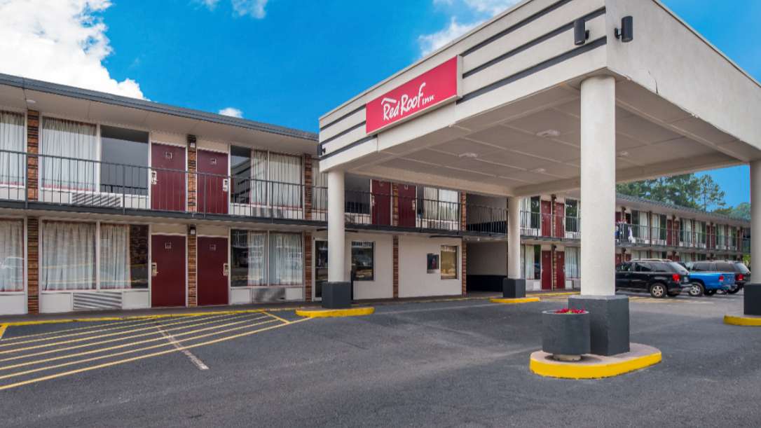 Red Roof Inn CAE Airport Parking