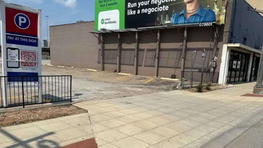 Dallas - Lot 20 - 2101 Main St.