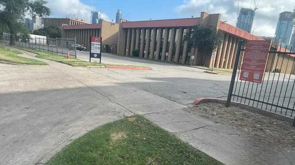 200 E Riverside Dr. - Zone 1 Lot