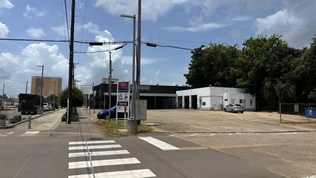 925 Barksdale Blvd - Shreveport (Lot 1113)