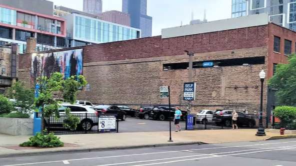 722 S. Wabash Self Park