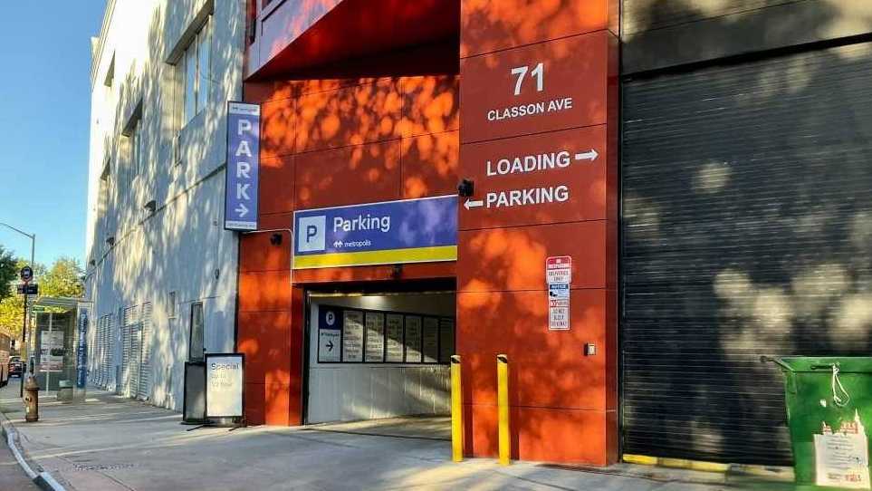 (M) 347 FLUSHING AVE