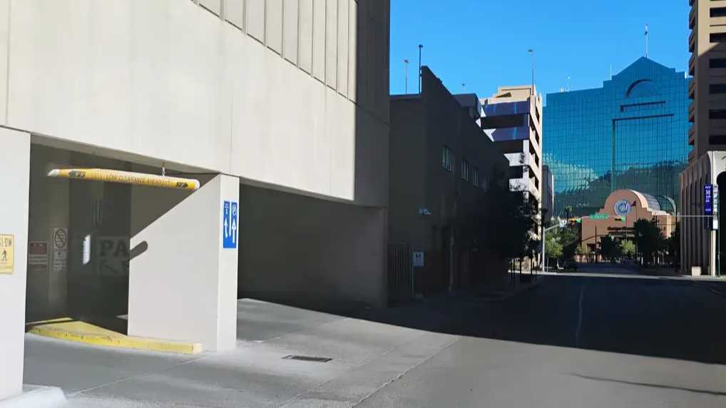 EL Paso - Lot 303- Wells Fargo Garage - 222 N. Kansas St.