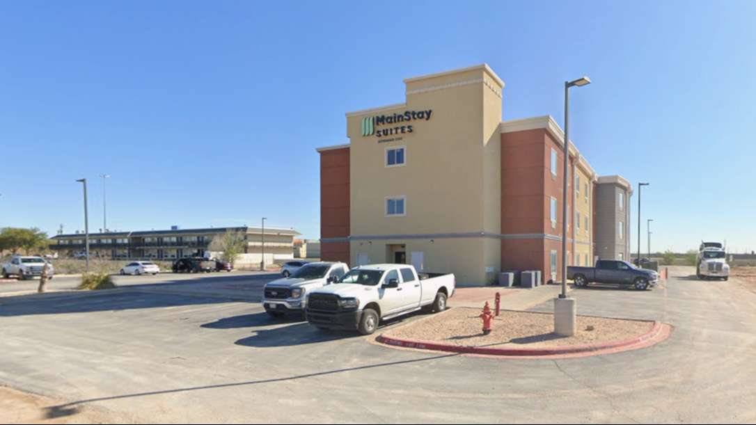 1801 US-385 - MainStay Suites Odessa I-20 Parking