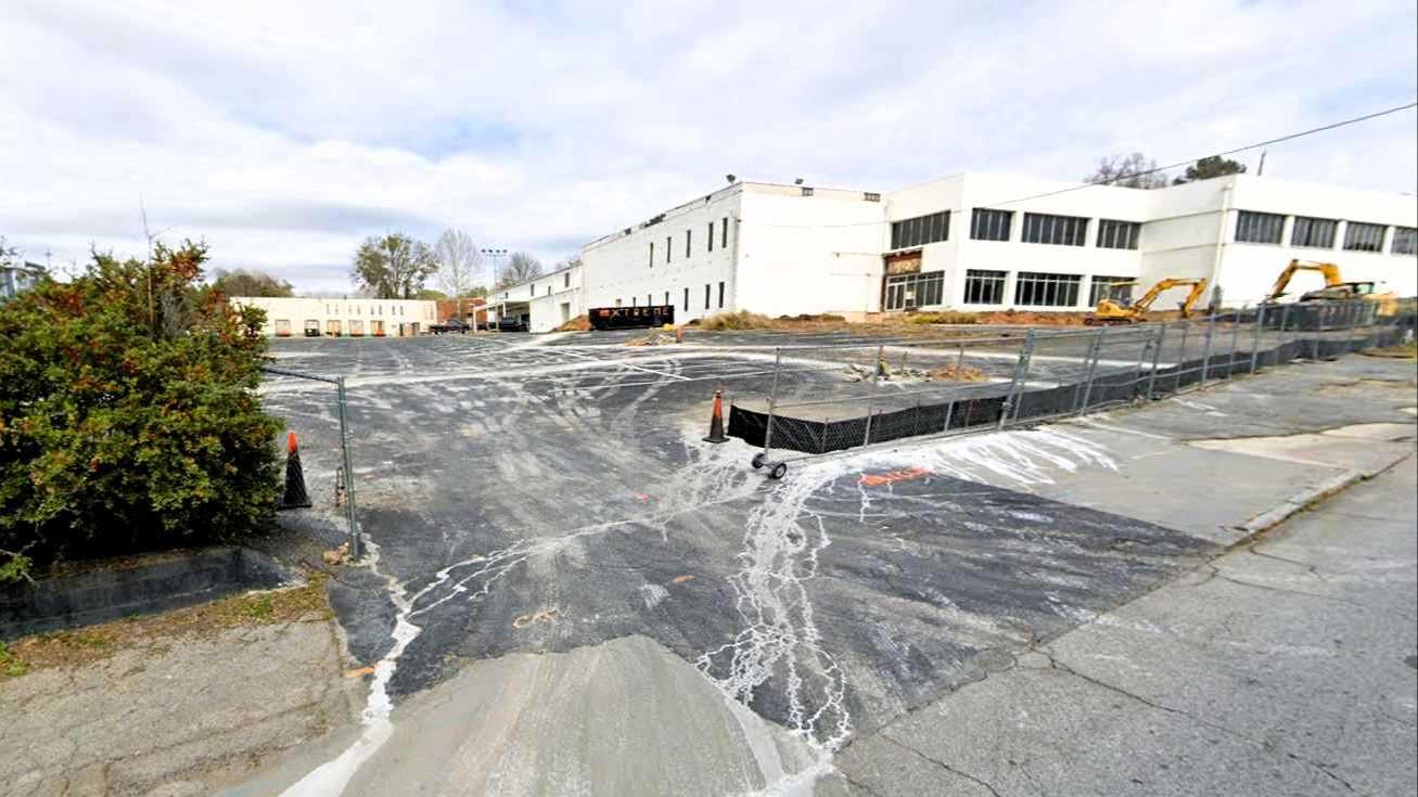 UPPER WEST MARKET - 1385 Collier Rd