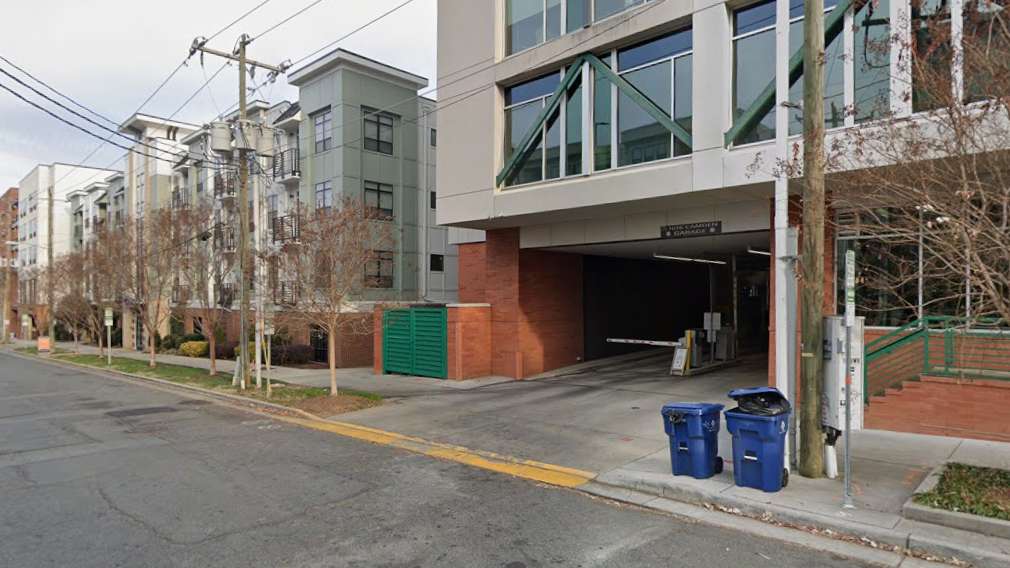 1616 Camden Rd Garage