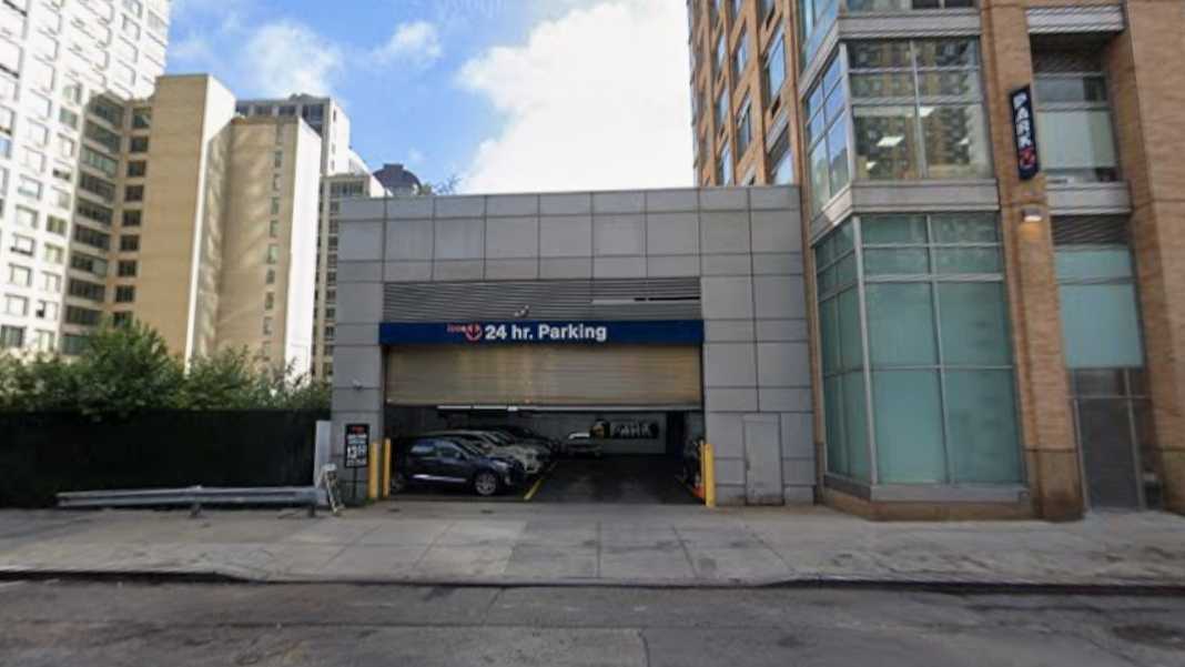 Icon Parking Garage (309 W 64th St) – Manhattan Cruise Parking 