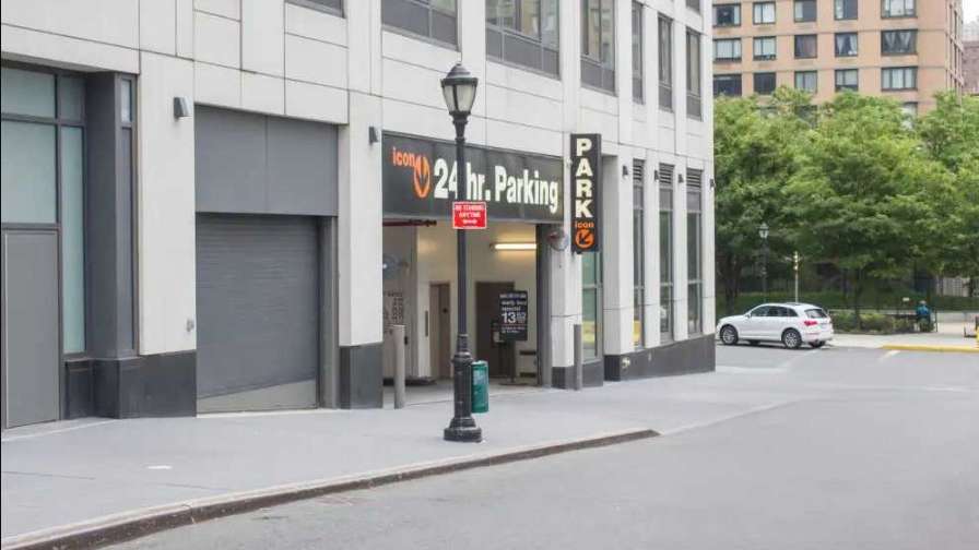 Icon Parking Garage (401 W 62nd St - Aspen 36 Park- Primary Parking) Manhattan Cruise Parking