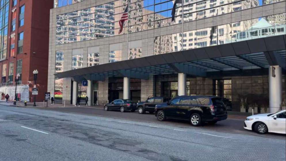 Icon Parking Garage (490 Atlantic Ave - Primary Parking) BOS Airport Parking