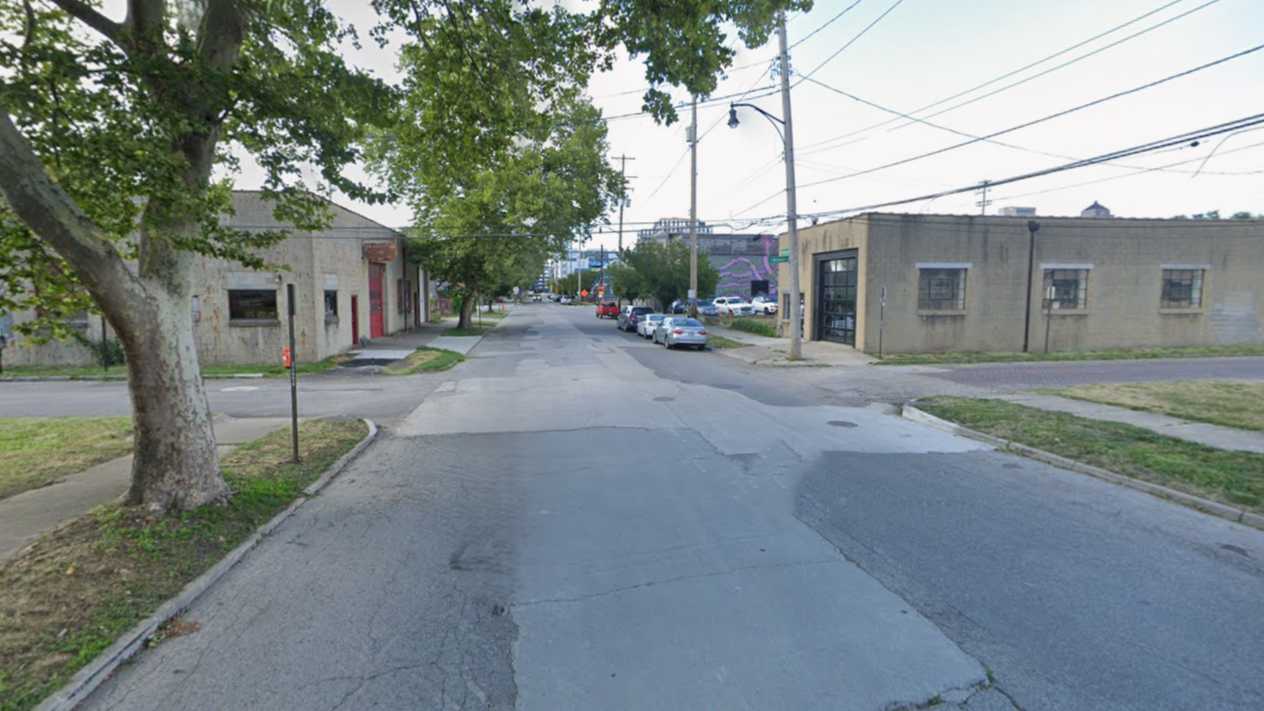 213 MCDOWELL - 492 West McDowell St Parking