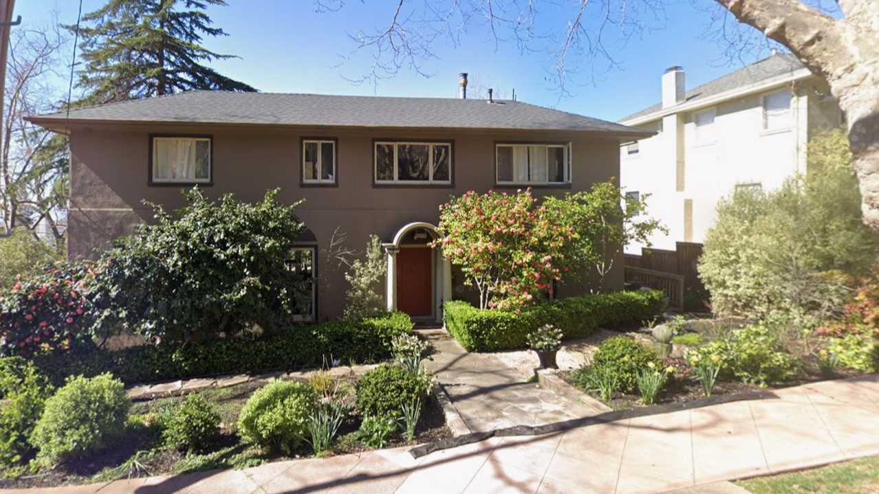 301 Pala Ave Parking