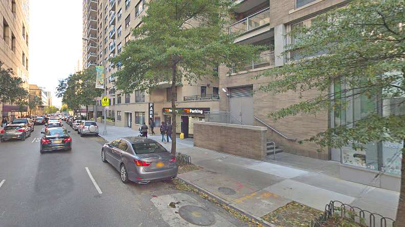 Icon Parking Garage (165 W. 66th St. Garage) Port of Manhattan Cruise Parking