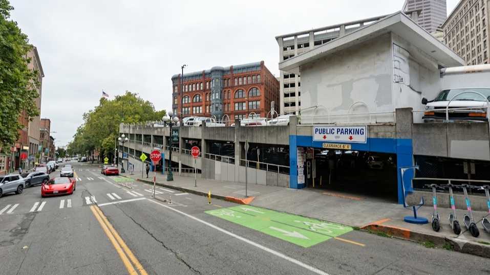 Pioneer Square Garage (P5596) – 515 2nd Ave (Lower Deck)