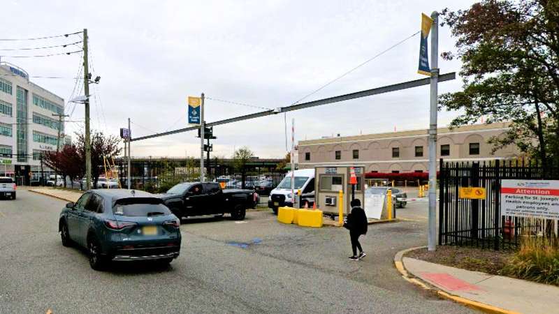 Goodyear Lot - 515 Second St SW - P7417