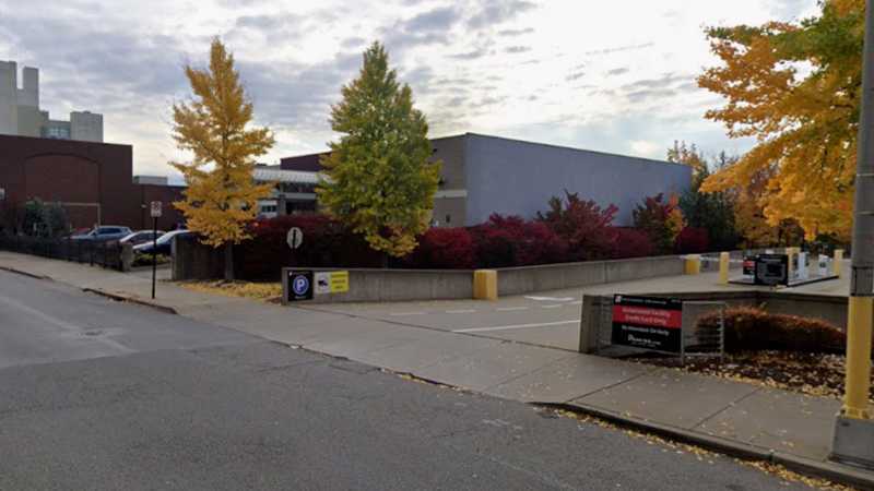 (M) 5750 CENTRE AVE