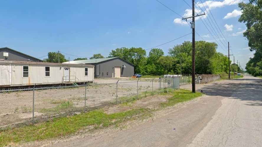 Yard 2 6600 W 9th Ave Parking