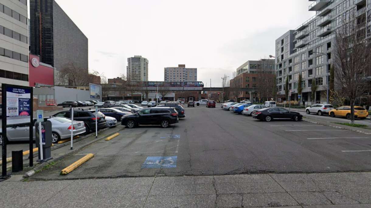 2231 6th Ave Parking - Lot 15