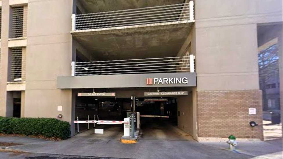 Decatur Plaza Garage - 101 West Ponce de Leon Ave