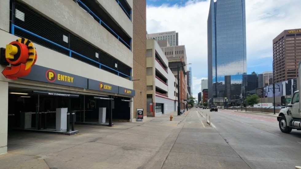 400 15th St. - Tremont Garage