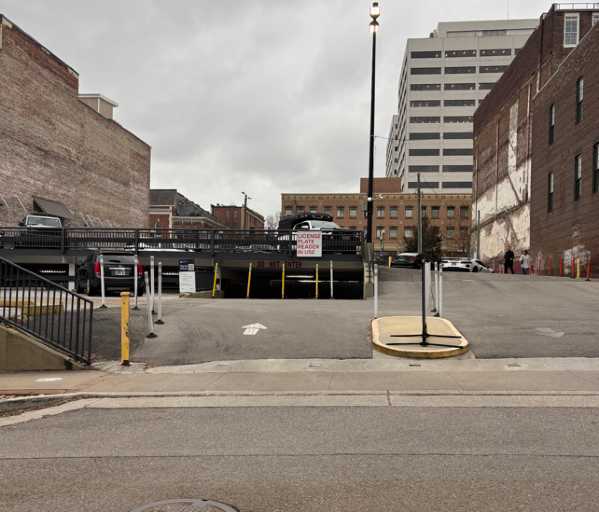 PROMENADE GARAGE