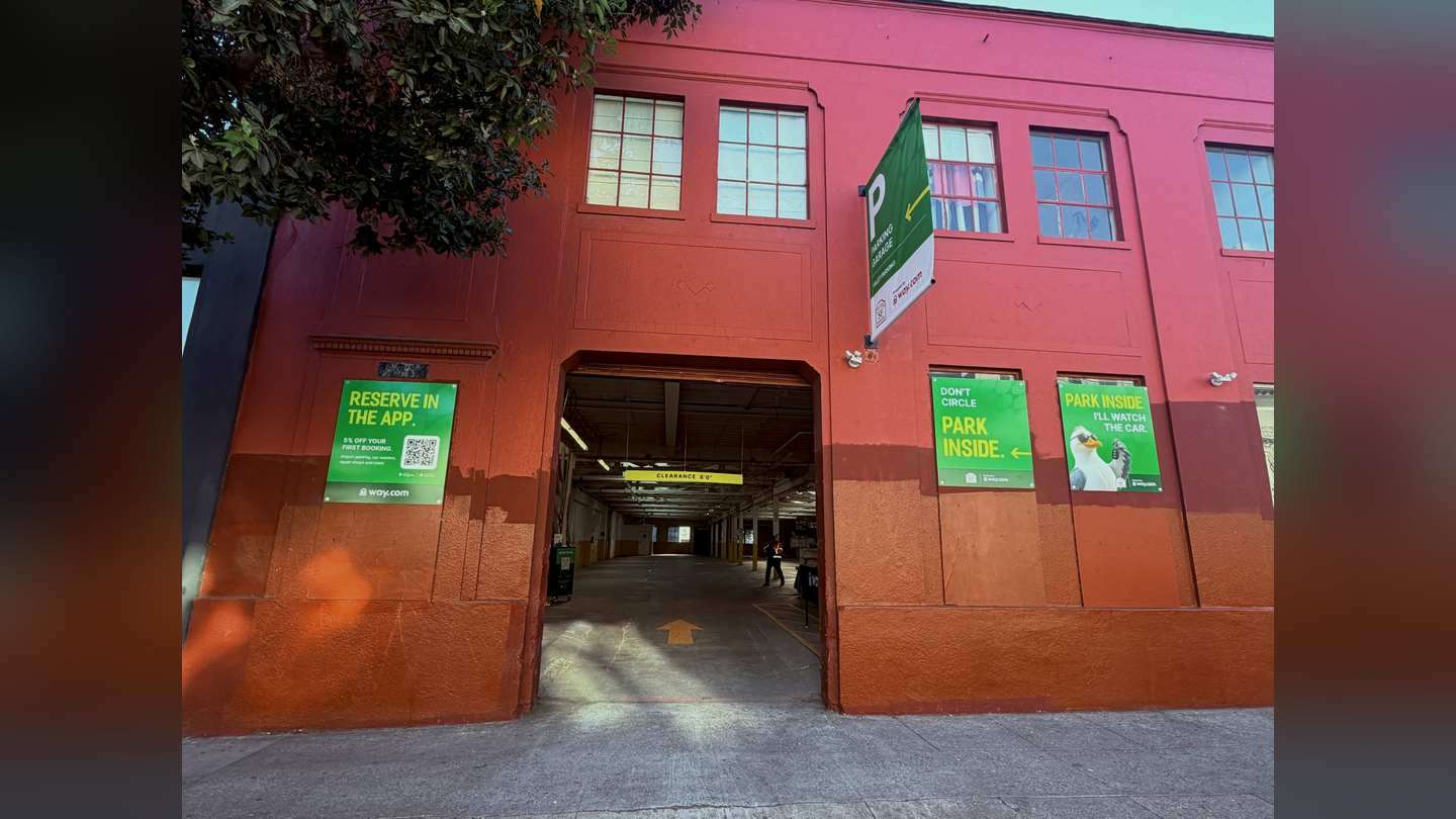 220 9th St Garage