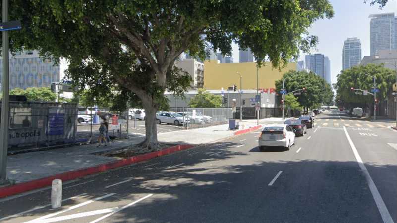 1105 S Olive St Lot