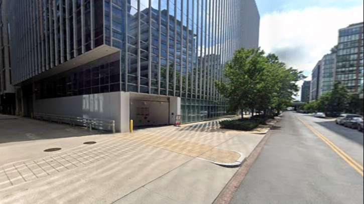 76 L St NE - 1100 1st St NE - Garage