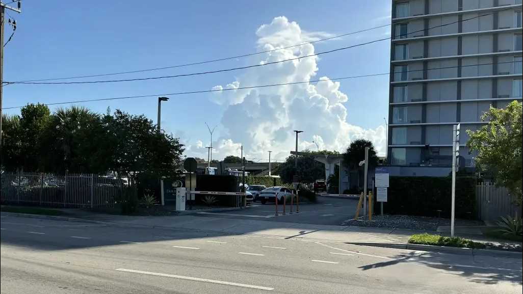 (M) DOUBLETREE MIAMI - 7927 NW 7th Ave Lot