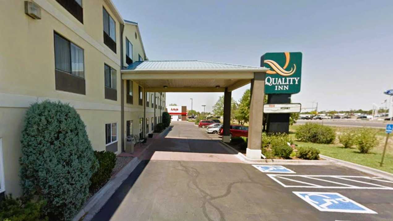  Quality Inn Brighton Rd Parking