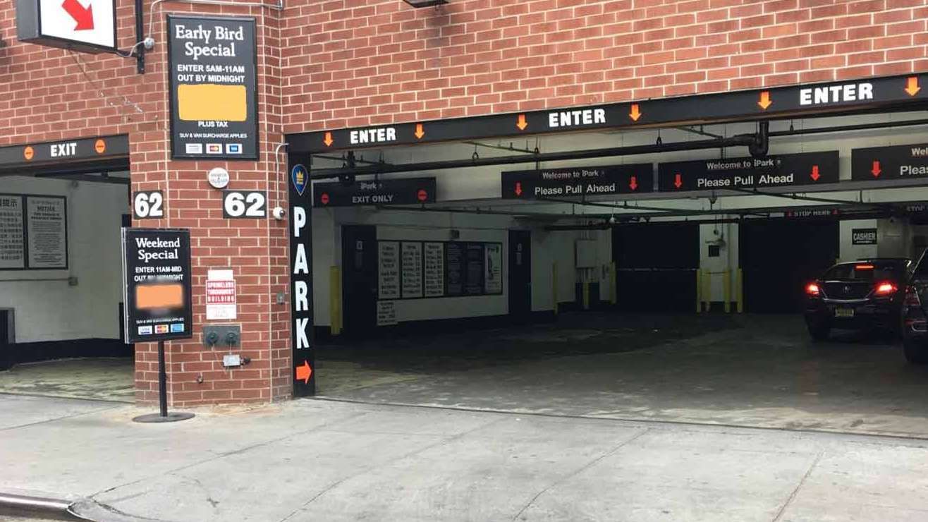 62 MULBERRY PARKING CORP