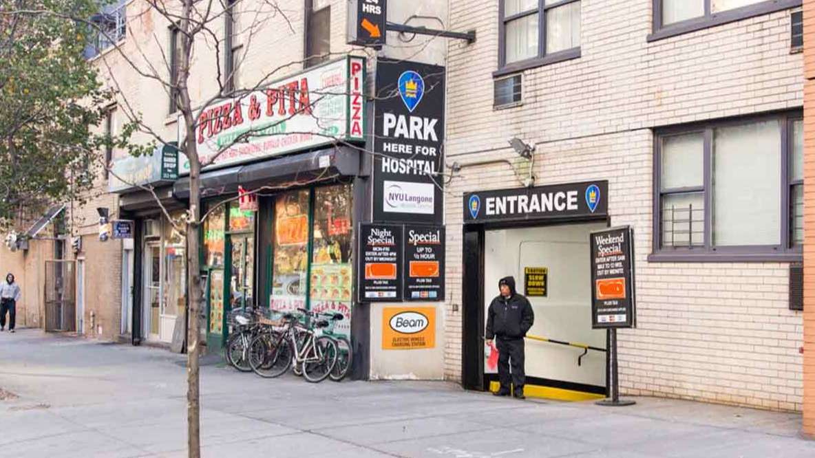 340 E 34 GARAGE CORP Parking