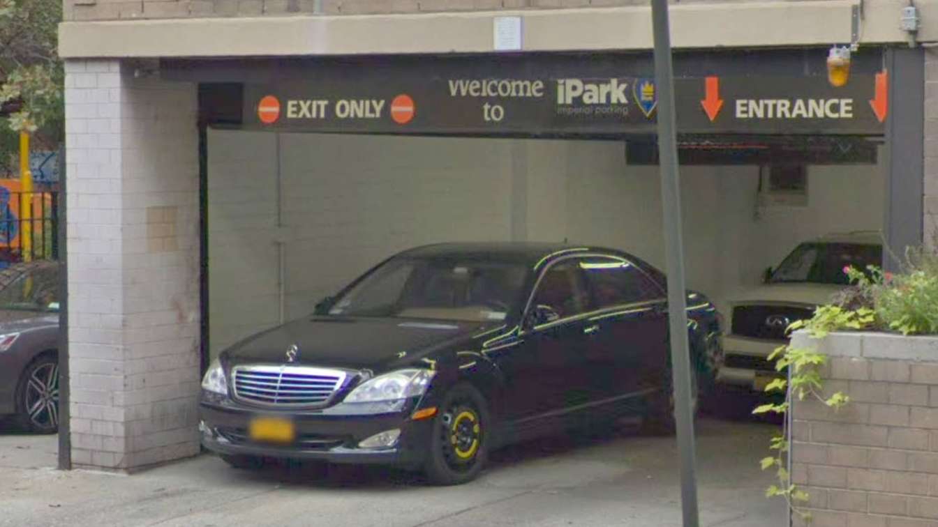 WEST 90TH GARAGE CORP Parking