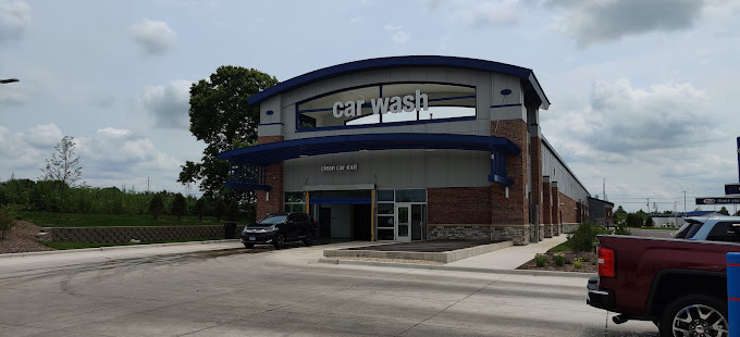 Delta Sonic Car Wash - 1924 US-34 Oswego