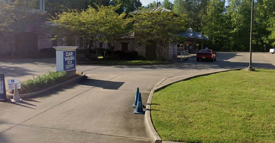 Car Wash USA Express - 026 - Madison-Strawberry Hill