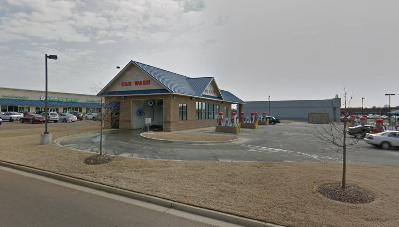 Car Wash USA Express - 011 - Batesville